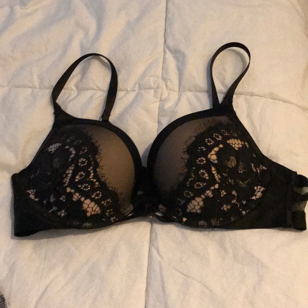 Victoria’s Secret Very Sexy Push Up Bra